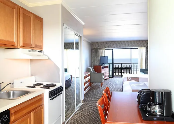 Inn Quality Boardwalk 4*